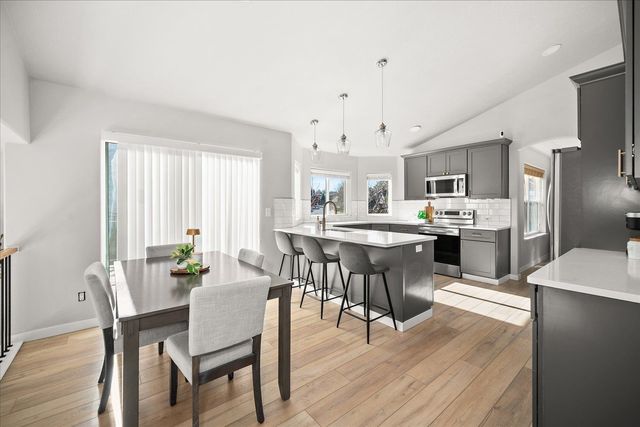 525 W Bolan Ave, Spokane, WA 99224