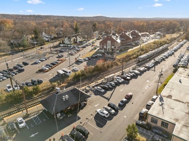 57 Daria Lane, Berkeley Heights Twp., NJ 07922