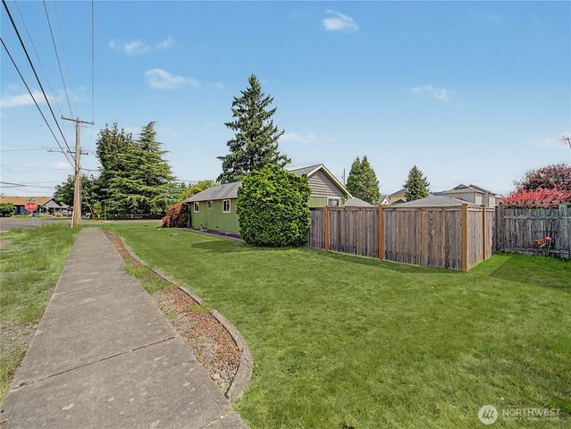 621 E Mason Avenue, Buckley, WA 98321