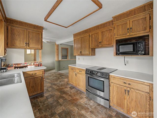 621 E Mason Avenue, Buckley, WA 98321