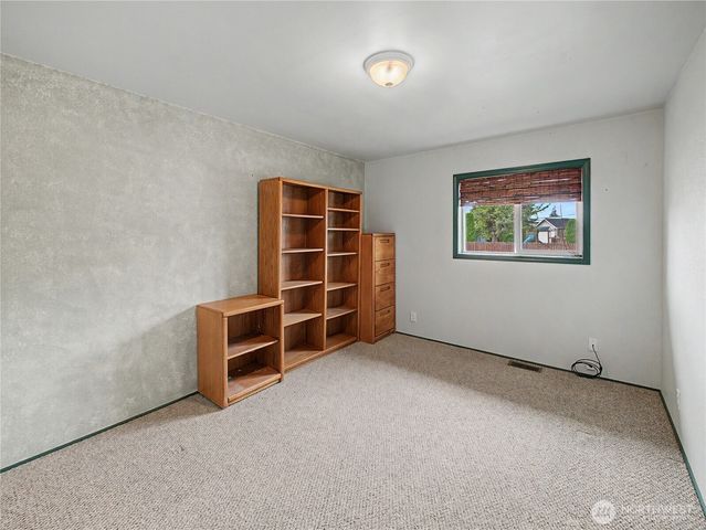 621 E Mason Avenue, Buckley, WA 98321