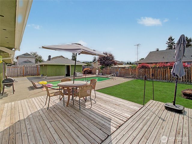 621 E Mason Avenue, Buckley, WA 98321