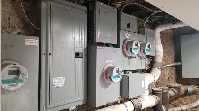 122-14 Sutphin Blvd, Jamaica, NY 11434