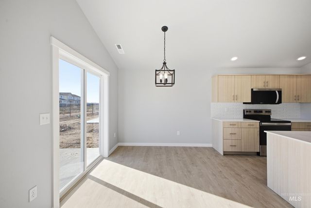 2454 W Red Jasper Dr, Kuna, ID 83634