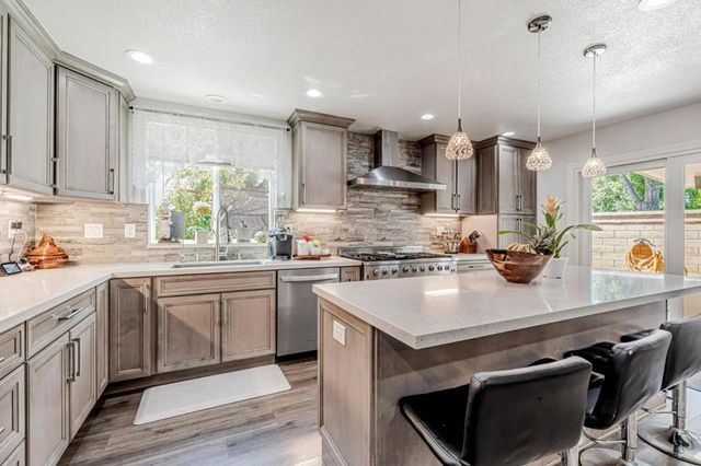 615 Heron Drive, Los Banos, CA 93635