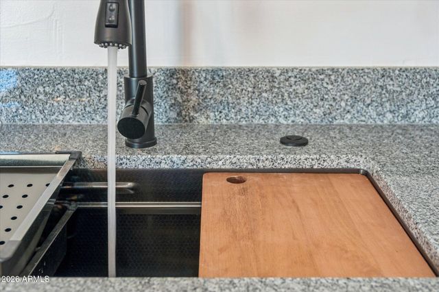 4806 W ROSE Lane, Glendale, AZ 85301