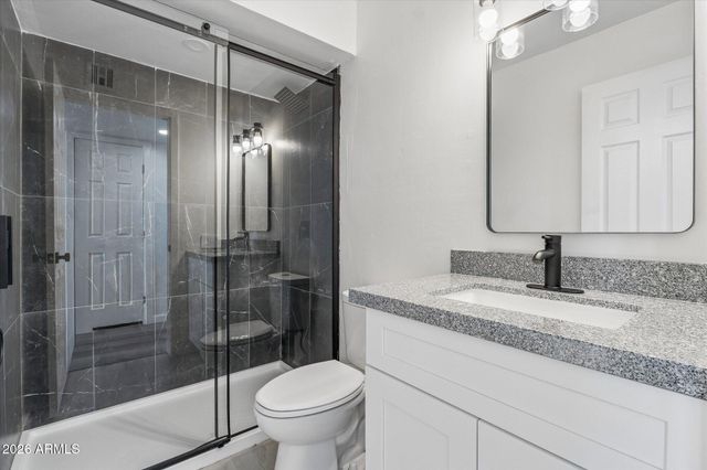 4806 W ROSE Lane, Glendale, AZ 85301