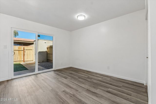 4806 W ROSE Lane, Glendale, AZ 85301