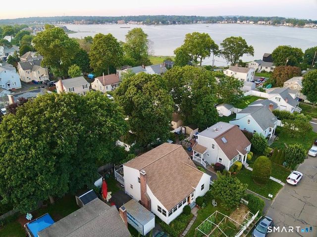 41 Baxter Drive, Norwalk, CT 06854