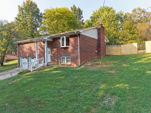 312 Anita Drive, Paducah, KY 42003