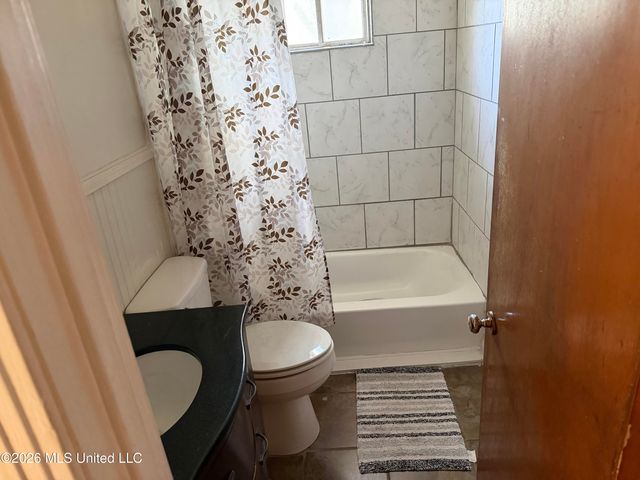 174 Chatham Circle, Jackson, MS 39206