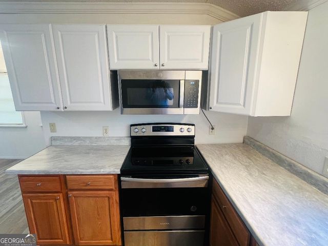 11 W Moore Street, Statesboro, GA 30458