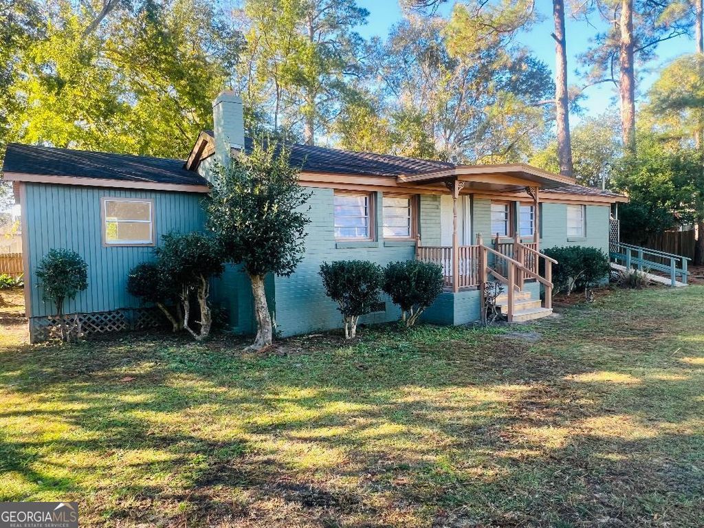 11 W Moore Street, Statesboro, GA 30458