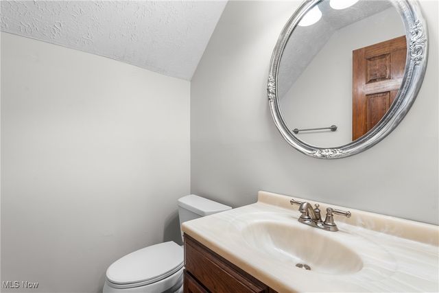 6619 Rosedale Drive, Amherst, OH 44001