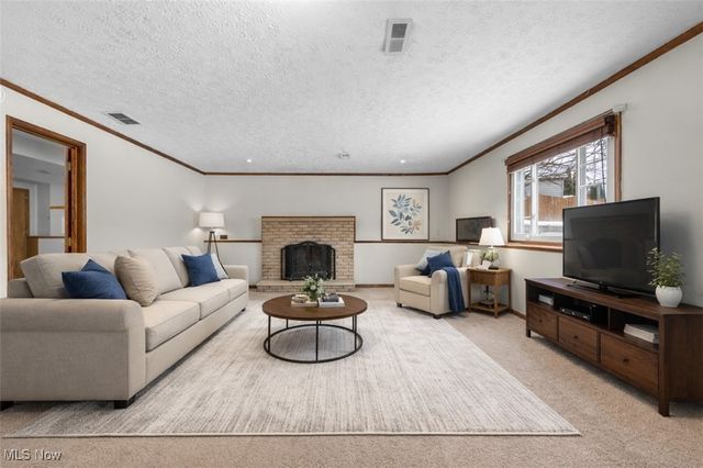 6619 Rosedale Drive, Amherst, OH 44001