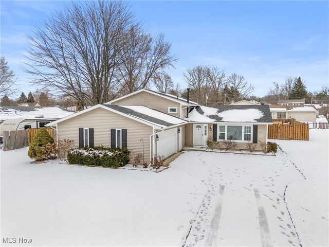 6619 Rosedale Drive, Amherst, OH 44001