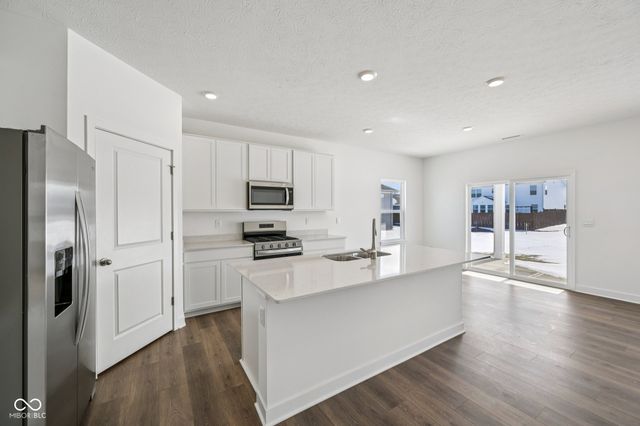 6267 Flag Stop Drive, Whitestown, IN 46075