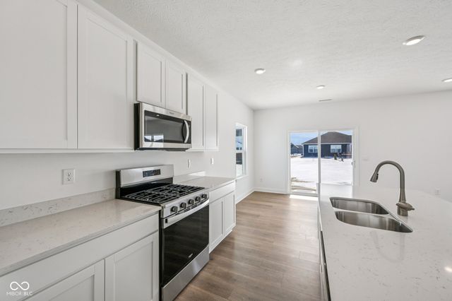 6267 Flag Stop Drive, Whitestown, IN 46075