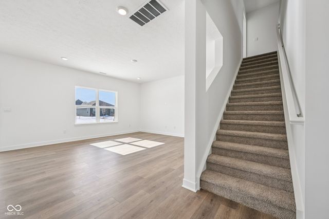 6267 Flag Stop Drive, Whitestown, IN 46075