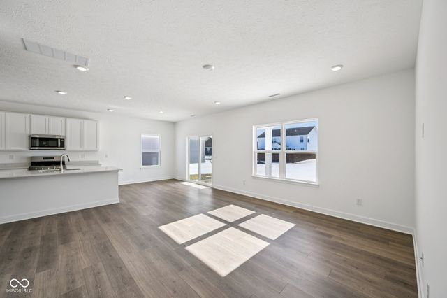 6267 Flag Stop Drive, Whitestown, IN 46075