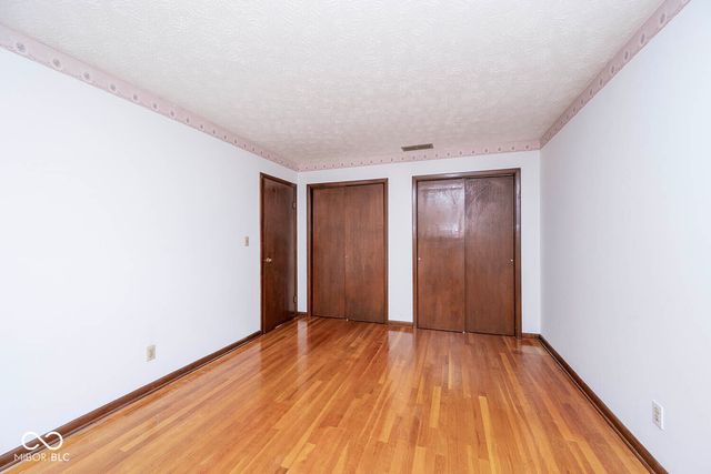 6084 W 100 S. S, New Palestine, IN 46163