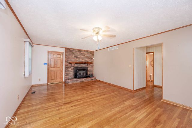 6084 W 100 S. S, New Palestine, IN 46163