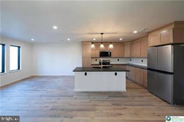 111 MAIN ST, Glendon, PA 18042