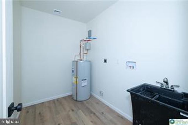 111 MAIN ST, Glendon, PA 18042