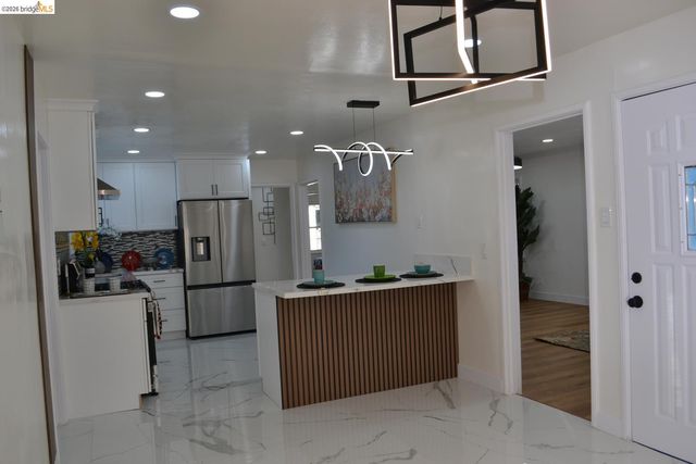 1516 Oscar ST, Richmond, CA 94804