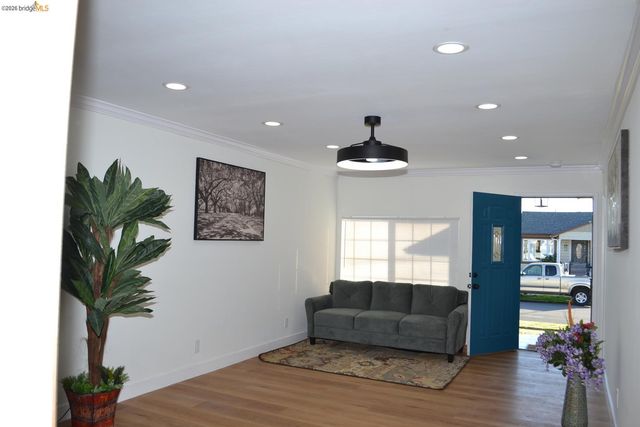 1516 Oscar ST, Richmond, CA 94804