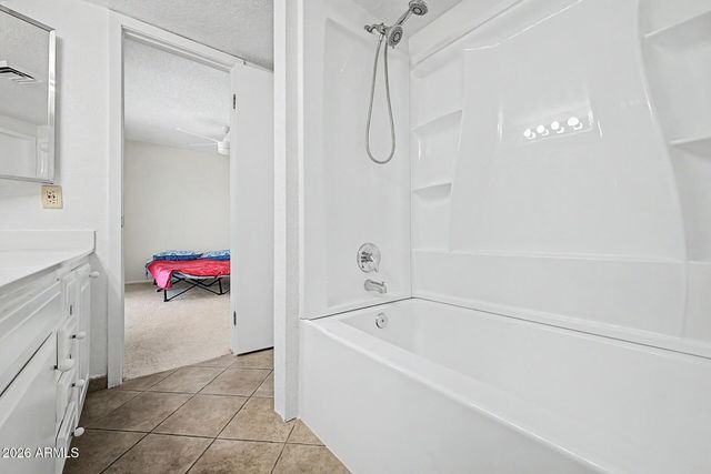 16336 E PALISADES Boulevard 9, Fountain Hills, AZ 85268