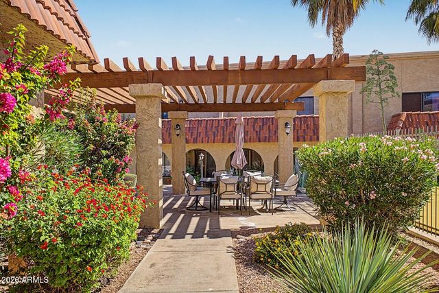 16336 E PALISADES Boulevard 9, Fountain Hills, AZ 85268
