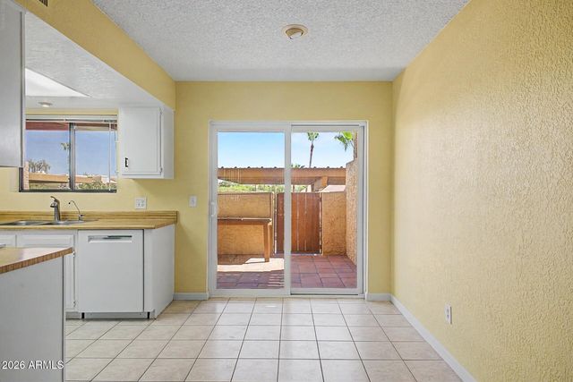 16336 E PALISADES Boulevard 9, Fountain Hills, AZ 85268