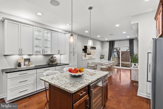 765 S 15TH ST, Philadelphia, PA 19146