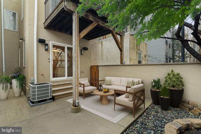 765 S 15TH ST, Philadelphia, PA 19146