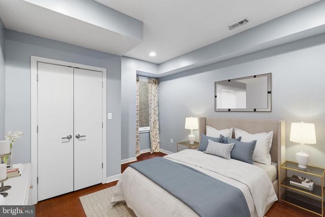 765 S 15TH ST, Philadelphia, PA 19146