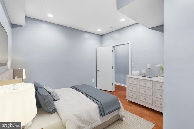 765 S 15TH ST, Philadelphia, PA 19146