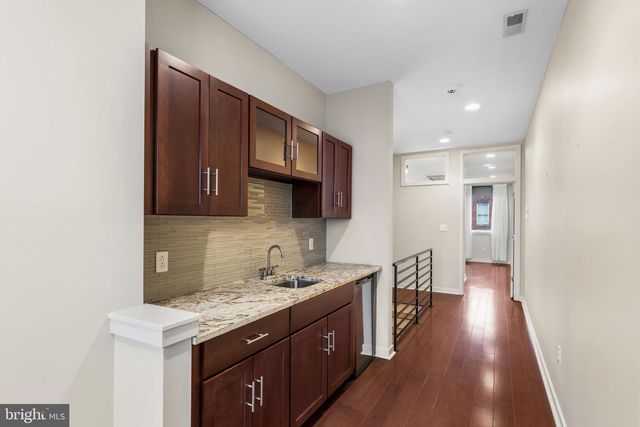 765 S 15TH ST, Philadelphia, PA 19146