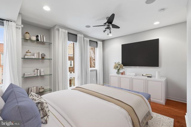 765 S 15TH ST, Philadelphia, PA 19146