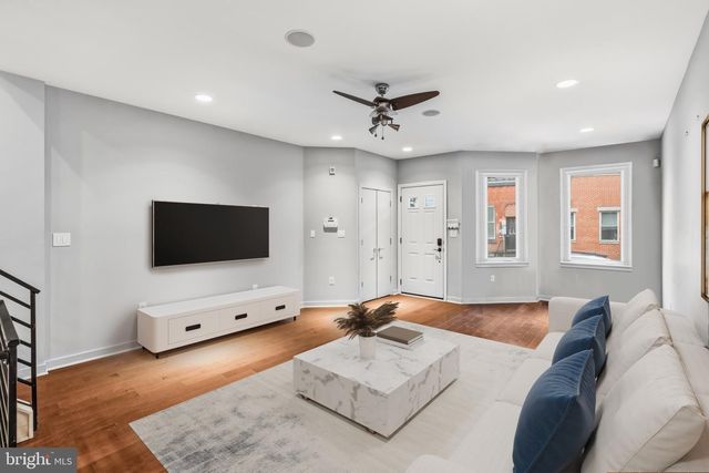 765 S 15TH ST, Philadelphia, PA 19146