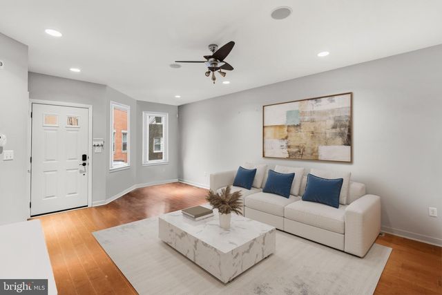 765 S 15TH ST, Philadelphia, PA 19146