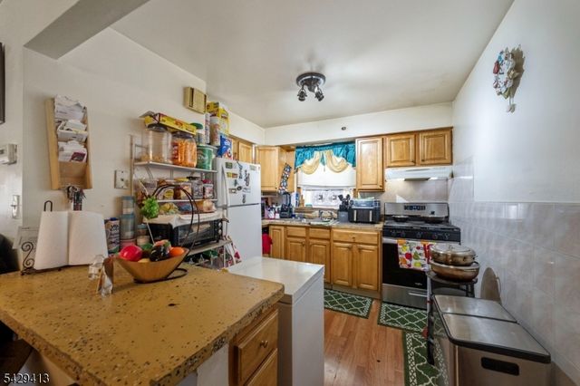 143 Terrace Ave, Jersey City, NJ 07307