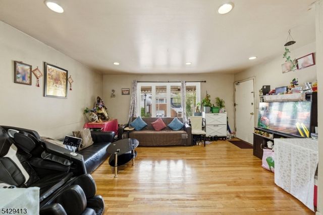 143 Terrace Ave, Jersey City, NJ 07307