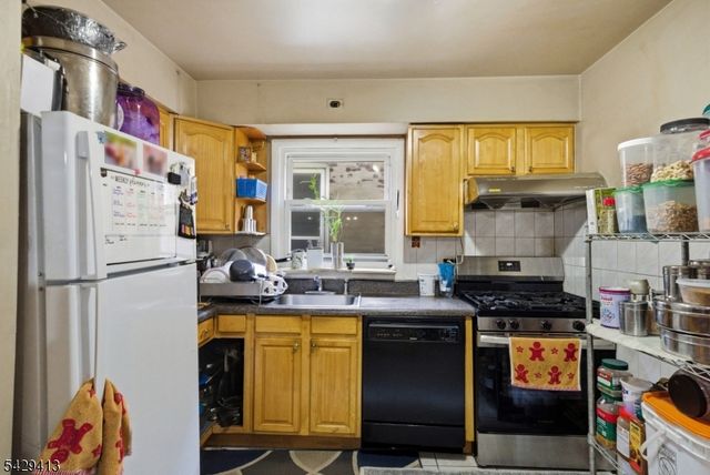 143 Terrace Ave, Jersey City, NJ 07307