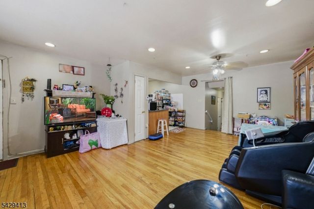 143 Terrace Ave, Jersey City, NJ 07307