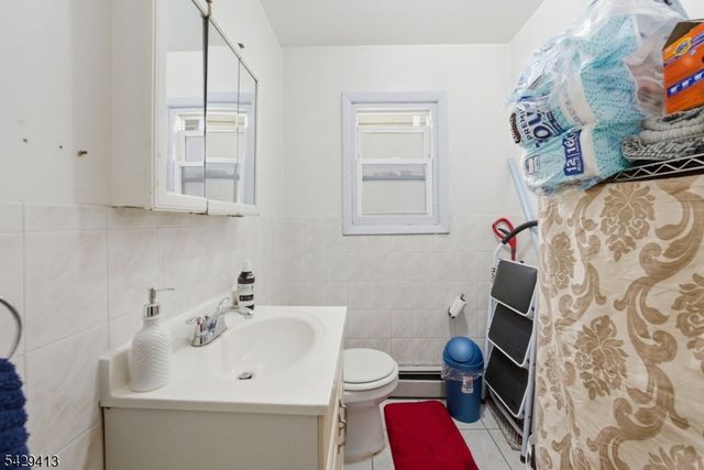 143 Terrace Ave, Jersey City, NJ 07307