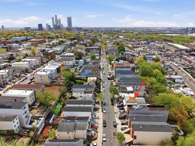 143 Terrace Ave, Jersey City, NJ 07307