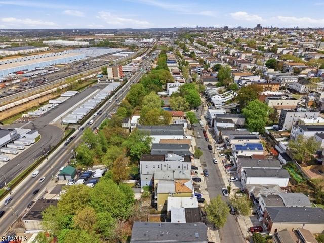 143 Terrace Ave, Jersey City, NJ 07307