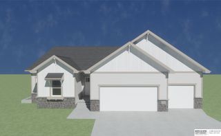 11011 S 104th Avenue, Papillion, NE 68046