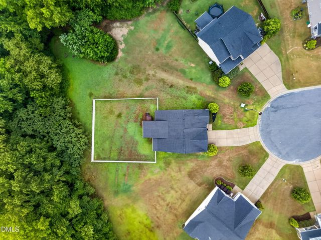 84 Dot Court, Fuquay Varina, NC 27526